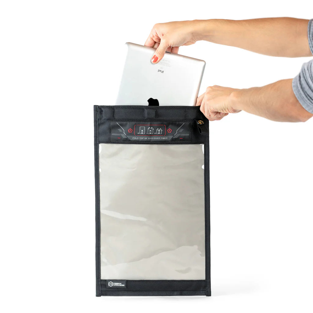 Mission Darkness™ NeoLok Faradaybag for nettbrett, med vindu