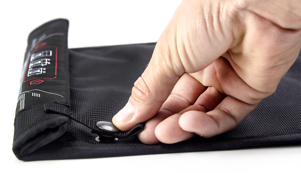 Mission Darkness™ NeoLok Faradaybag for nettbrett