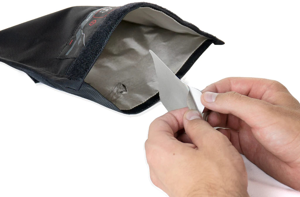 Mission Darkness TitanRF Faraday Patch - Selvklebende reparasjonslapp