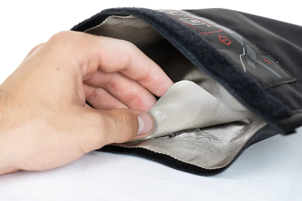 Mission Darkness TitanRF Faraday Patch - Selvklebende reparasjonslapp