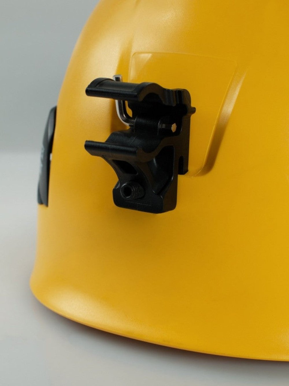 Armytek hjelmfeste, for montering i lykteslot